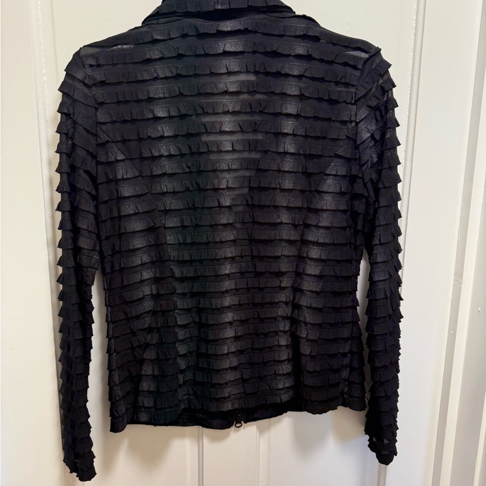 Black Textured Blazer with Ribbed Design - Picture 2 of 2